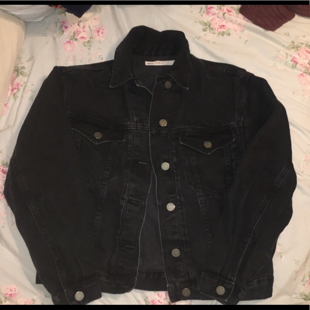 Black Denim Jacket!